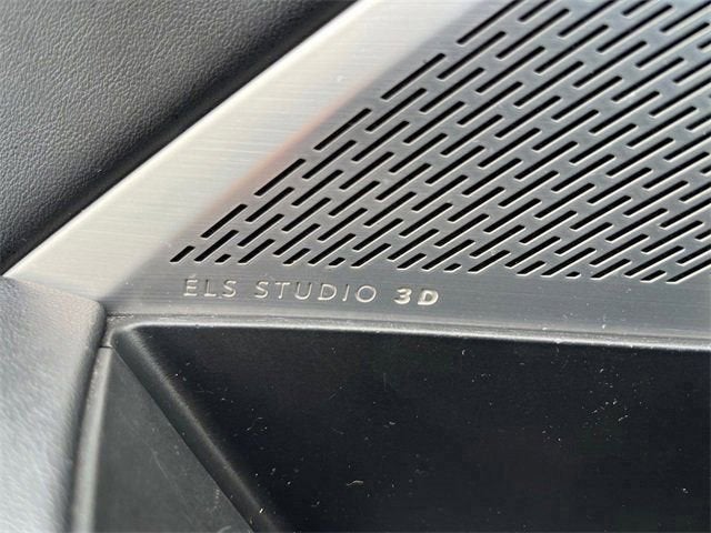 2022 Acura MDX w/Advance Package