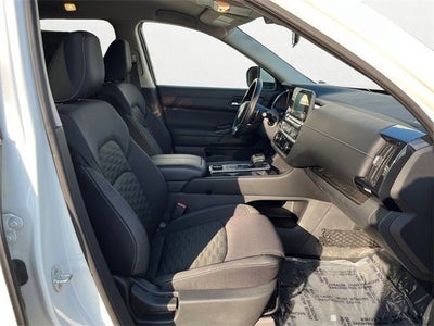 2022 Nissan Pathfinder S