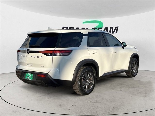 2022 Nissan Pathfinder S