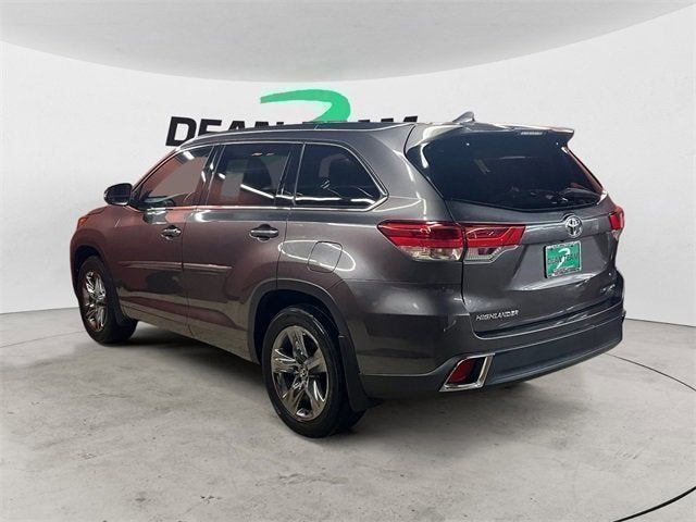 2017 Toyota Highlander Base