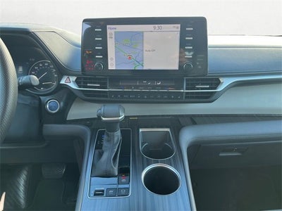 2023 Toyota Sienna Limited