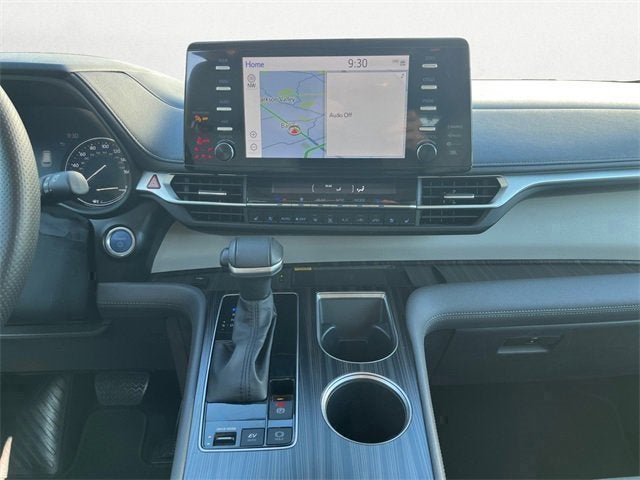 2023 Toyota Sienna Limited