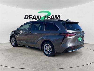 2023 Toyota Sienna Limited