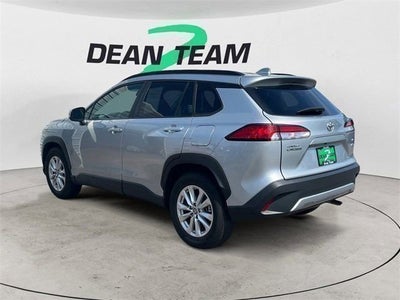 2022 Toyota Corolla Cross LE