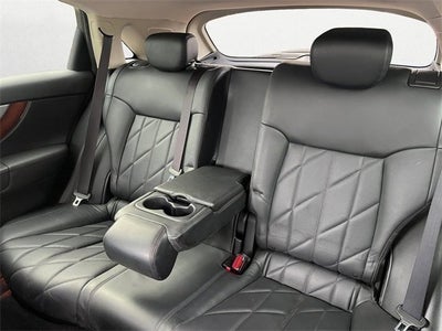 2011 INFINITI FX35 Base