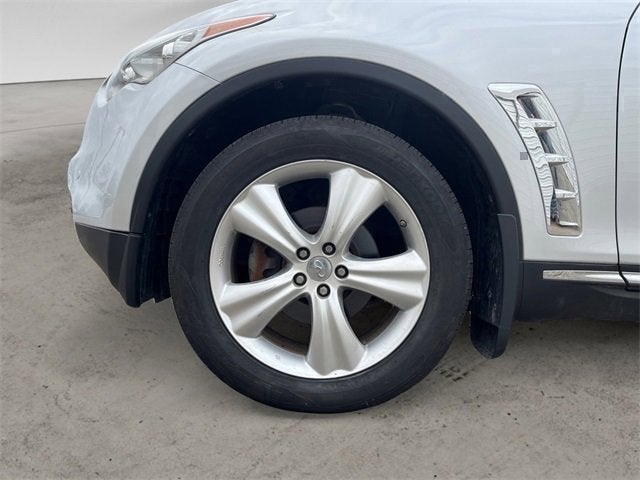 2011 INFINITI FX35 Base