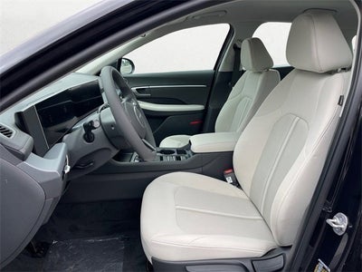 2025 Hyundai Sonata SE