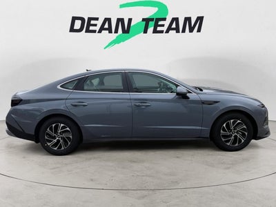 2026 Hyundai Sonata Hybrid Blue