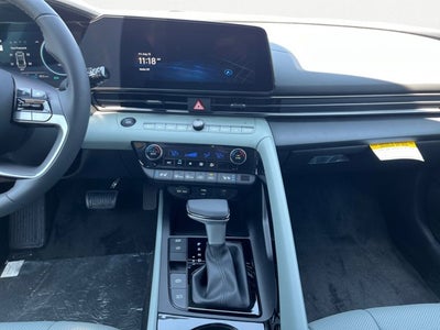 2025 Hyundai Elantra Hybrid Limited