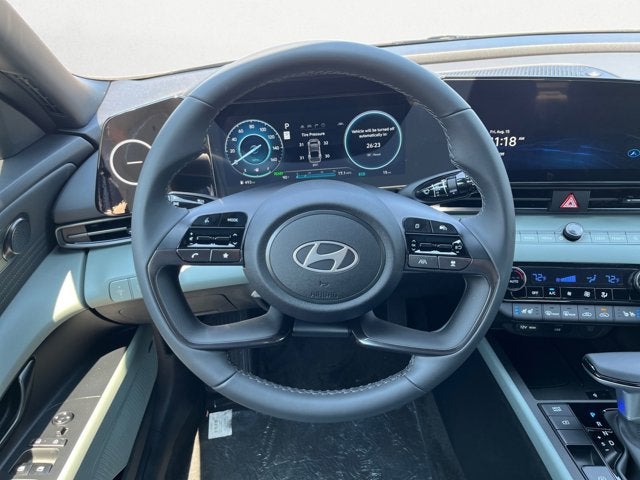 2025 Hyundai Elantra Hybrid Limited