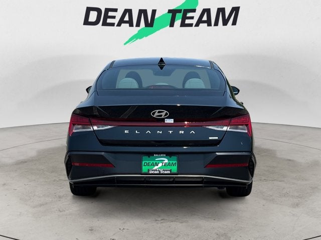 2025 Hyundai Elantra Hybrid Limited