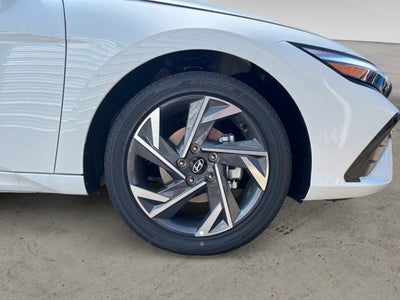 2025 Hyundai Elantra Hybrid Limited