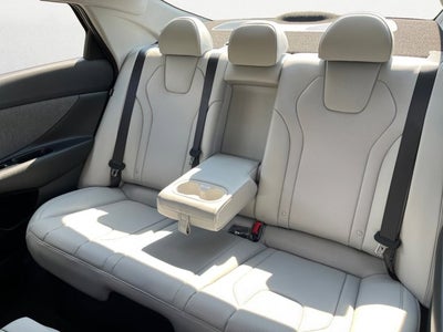2025 Hyundai Elantra Hybrid Limited