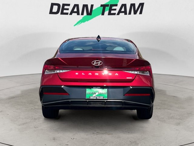 2025 Hyundai Elantra Hybrid Limited