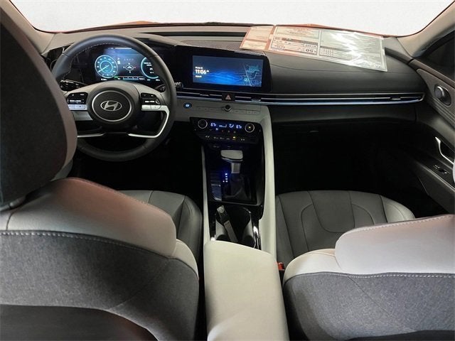 2025 Hyundai Elantra Hybrid Limited