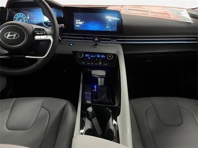 2025 Hyundai Elantra Hybrid Limited