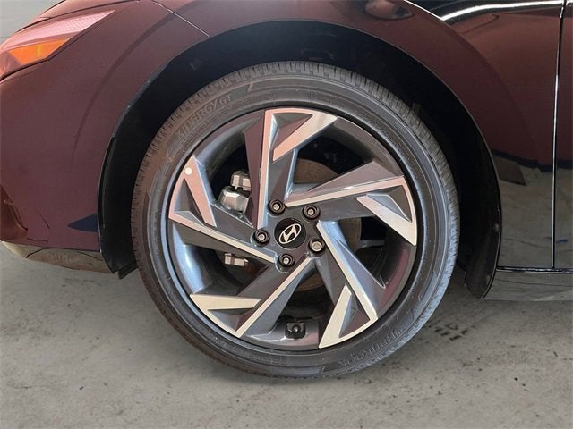 2025 Hyundai Elantra Hybrid Limited