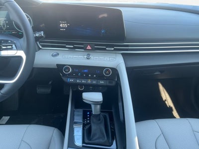 2025 Hyundai Elantra Hybrid Limited