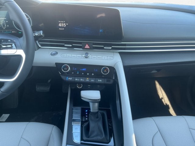 2025 Hyundai Elantra Hybrid Limited