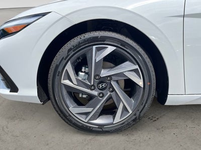 2025 Hyundai Elantra Hybrid Limited