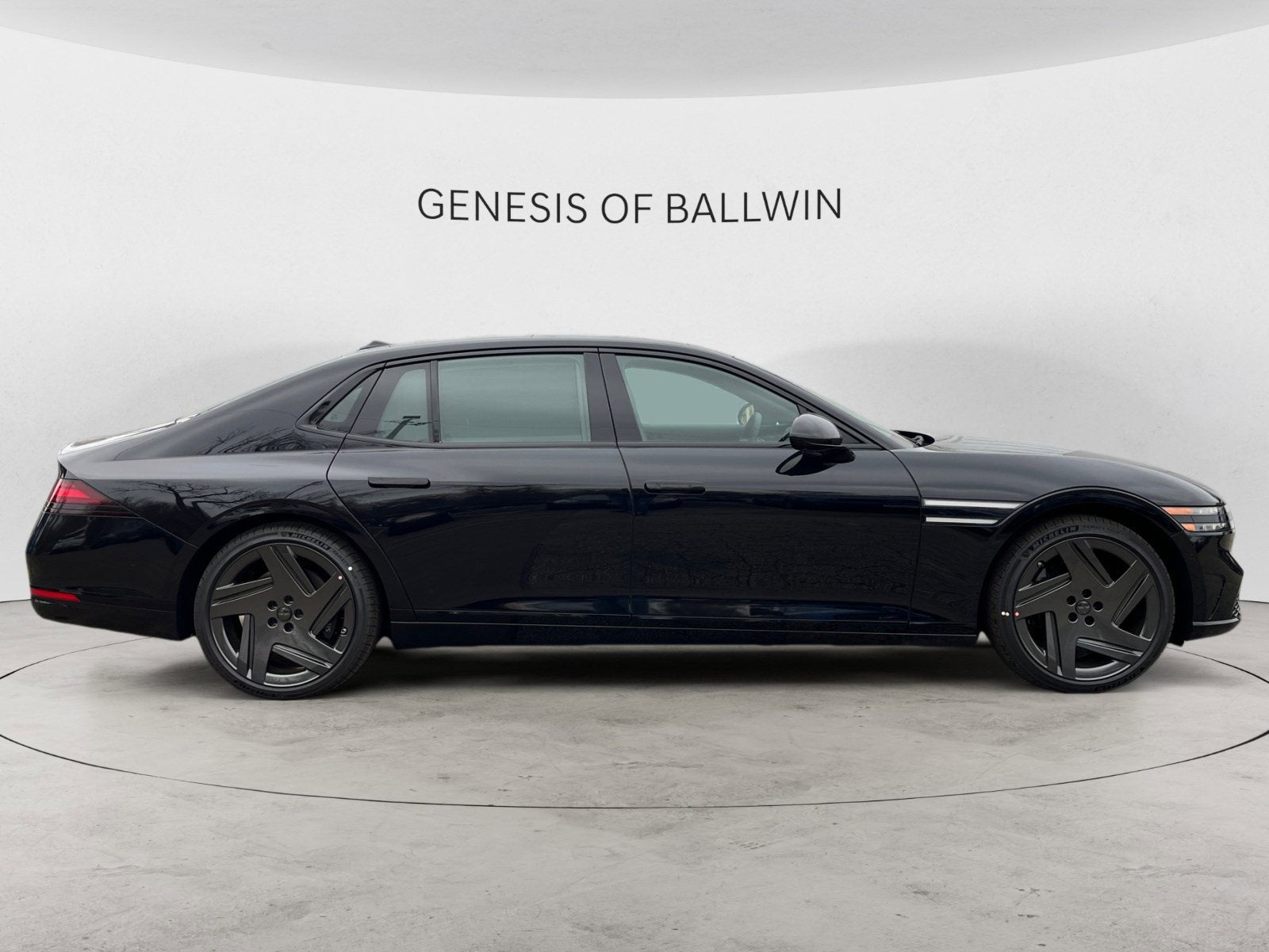 2026 Genesis G90 e-SC Prestige Black
