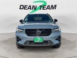 2023 Volvo XC40 Ultimate Dark Theme