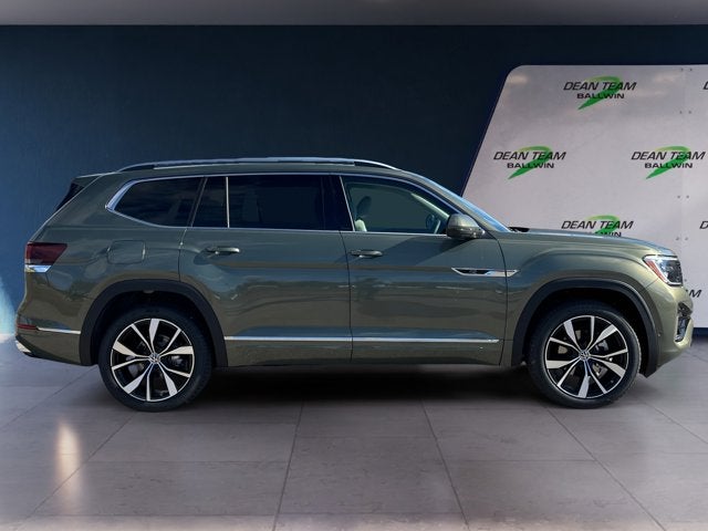 2026 Volkswagen Atlas 2.0T SEL Premium R-Line