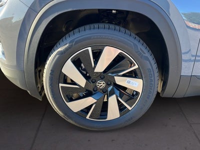 2026 Volkswagen Atlas Cross Sport 2.0T SE w/Technology