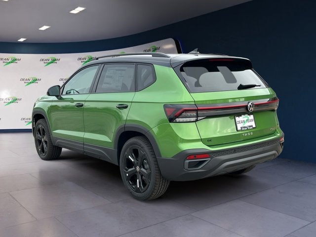 2026 Volkswagen Taos SE Black