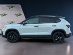 2026 Volkswagen Taos SE Black