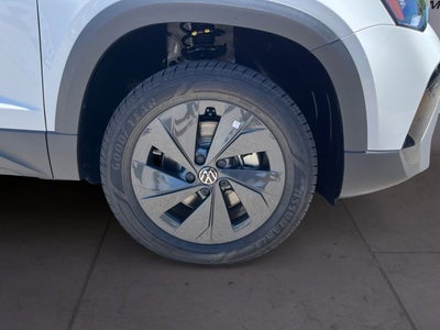 2025 Volkswagen Taos S