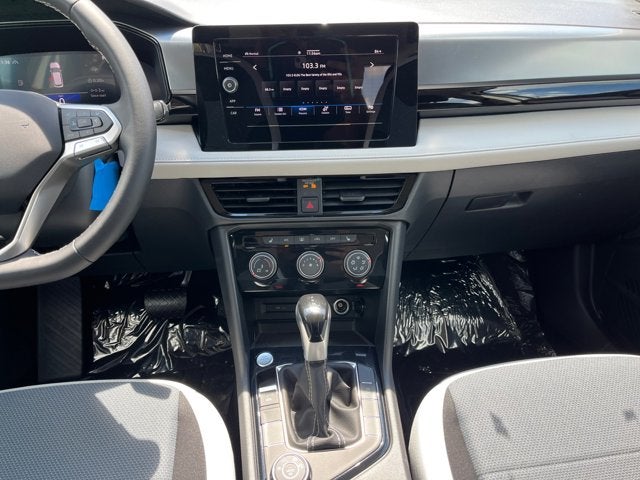 2025 Volkswagen Taos S