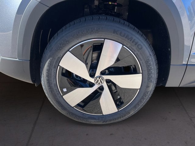 2025 Volkswagen Taos S