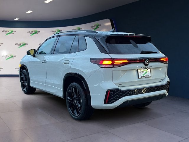 2026 Volkswagen Tiguan SE R-Line Black