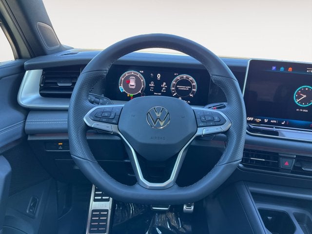 2026 Volkswagen Tiguan SE R-Line Black