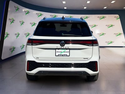 2026 Volkswagen Tiguan SE R-Line Black