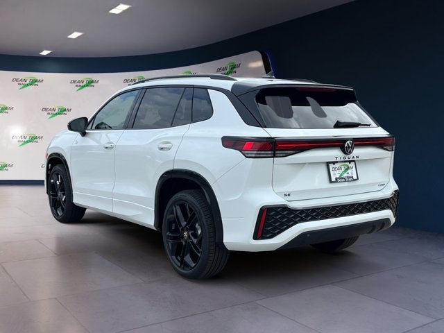 2026 Volkswagen Tiguan SE R-Line Black