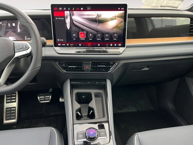 2026 Volkswagen Tiguan SEL R-Line Turbo