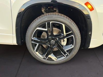 2026 Volkswagen Tiguan SEL R-Line Turbo