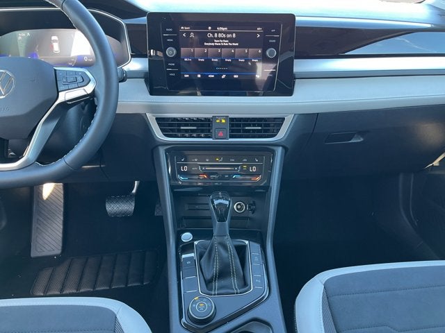 2025 Volkswagen Taos SE