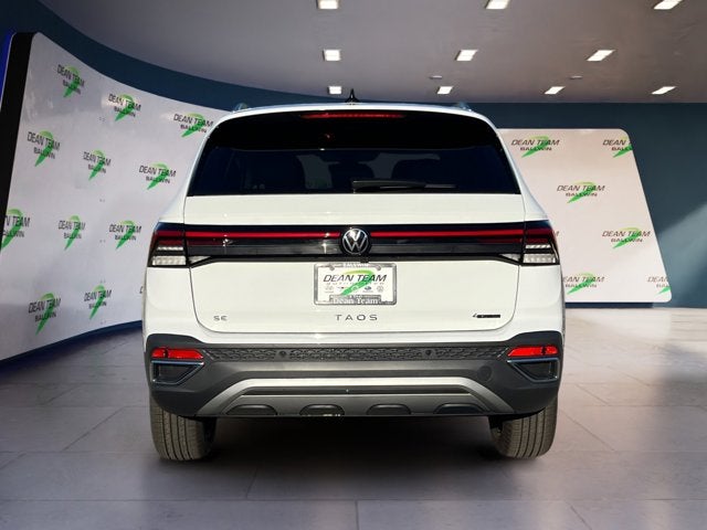 2025 Volkswagen Taos SE