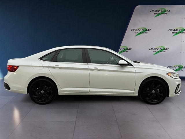 2025 Volkswagen Jetta SE