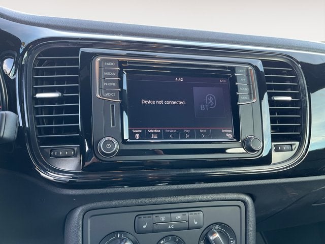 2018 Volkswagen Beetle Base