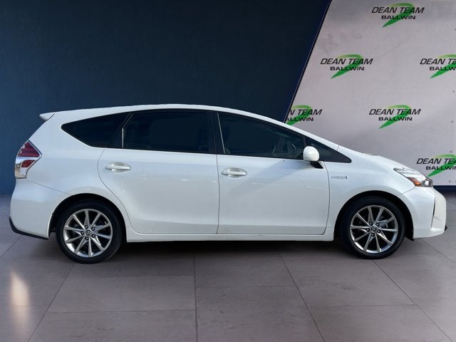 2017 Toyota Prius v Two