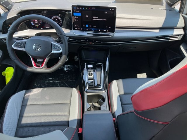 2025 Volkswagen Golf GTI SE