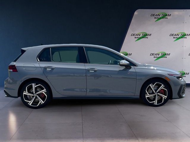 2025 Volkswagen Golf GTI SE