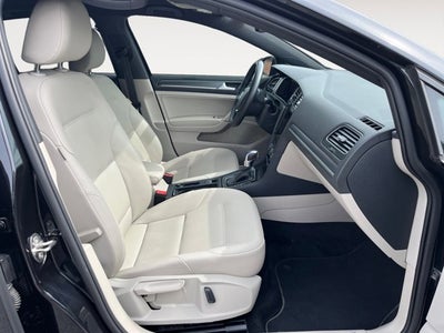 2019 Volkswagen e-Golf SEL Premium