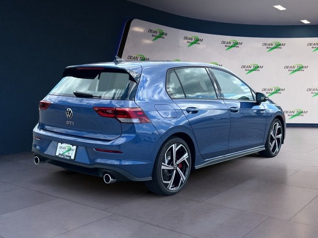 2025 Volkswagen Golf GTI SE