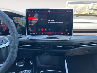 2025 Volkswagen Golf GTI Autobahn