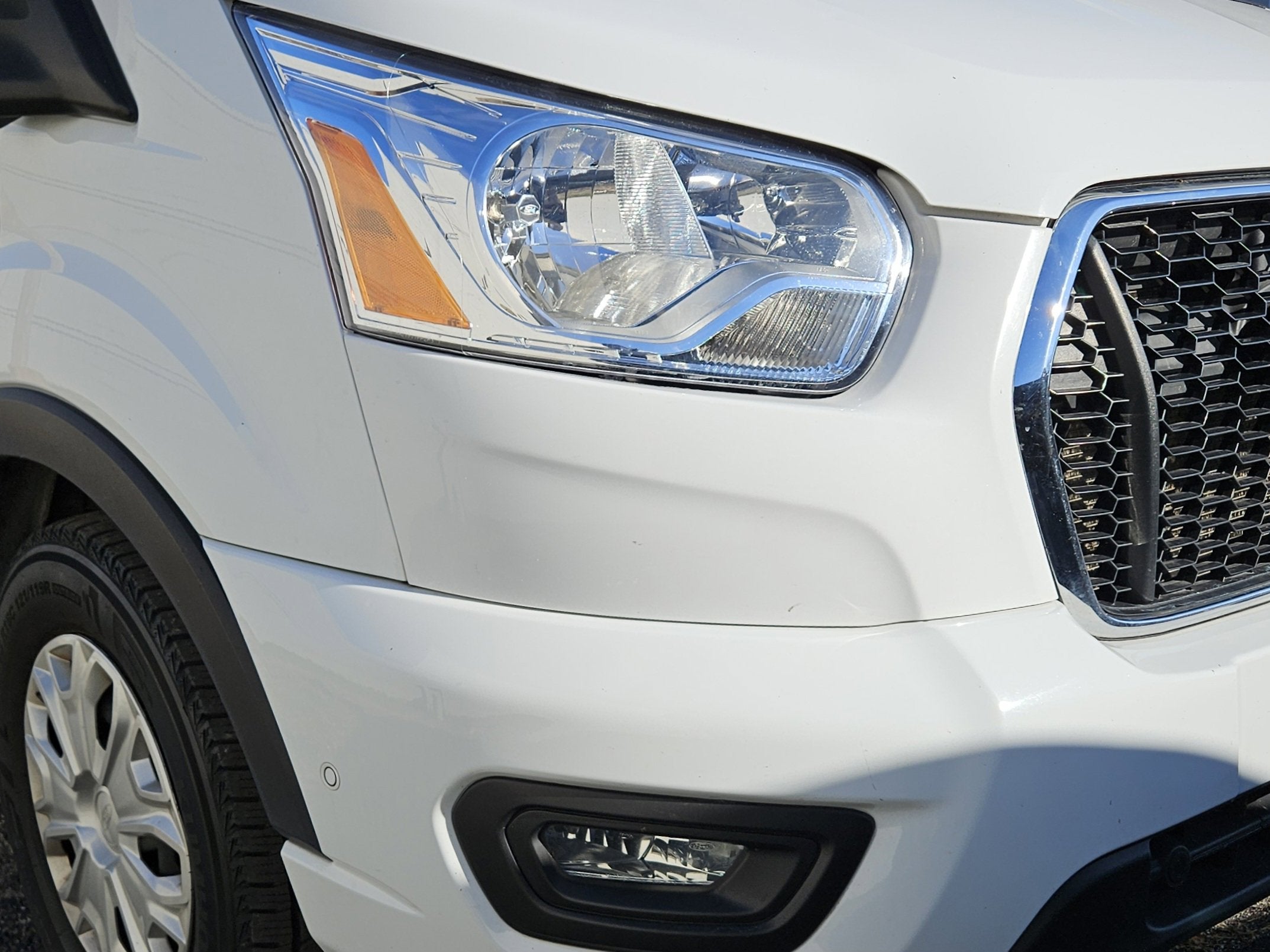 2022 Ford Transit Passenger Wagon XLT